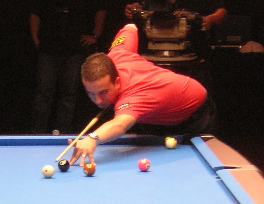 David Alcaide at the table during the World Pool Masters